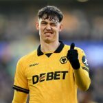 Leeds United požiadal o útočníka Wolves Jorgena Strand Larsena s ohodnotením 40 miliónov libier.