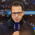 Šéf Chelsea Liam Rosenior poslal odkaz hospitalizovaným fanúšikom pred zápasom s Neapolom.