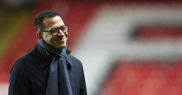 Conor Gallagher smeruje k lavičke počas zápasu medzi Girona FC a Club Atletico de Madrid, ktorý zodpovedá 17. týždňu LaLiga EA Sports, ktorý sa hrá na štadióne Montilivi v Girone v Španielsku 21. decembra 2025. (Foto: Joan Valls/Urbanandsport/NurPhoto cez Getty Images)