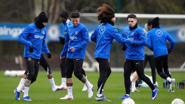 Liga majstrov 2025-26: Chelsea vyzýva na ostražitosť po zranení dvoch fanúšikov pred zápasom v Neapole
