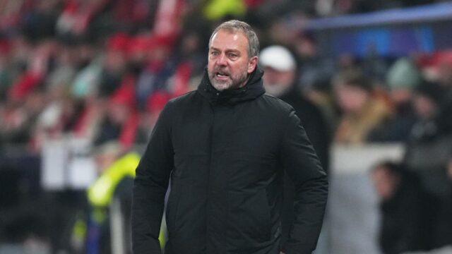 Liga majstrov 2025-26: Flick hovorí, že Barcelona musí byť na „najlepšej úrovni“, aby skončila v top 8
