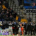 Liga majstrov UEFA 2025-26: Fanúšikovia klubu Brugge napodobňujúci Borata uväznili v Kazachstane