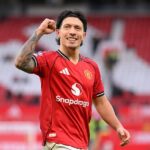 Lisandro Martinez vyzval Paula Scholesa a Nickyho Butta, aby sa o ňom vyjadrili znevažujúco.