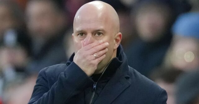 Arne Slot reaguje skľúčene