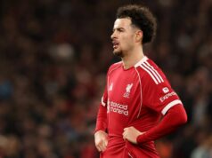 Liverpool bol nútený čakať na prestup do Nottinghamu Forest, keď sa rozhovory Interu otvorili Curtis Jones z Liverpoolu