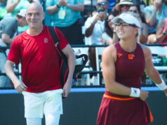 Lotéria na turnaji US Open Pickleball Championships v roku 2026 sa otvára 14. januára Andre Agassi debutuje v náleve v stredu 30. apríla 2025, keď súťaží s Annou Leigh Watersovou v zmiešanom zápase profesionálnej štvorhry na majstrovstvách USA Open Pickleball na Minto proti Tristanovi Dussaultovi a Stevie Petrpouleasovi v komunitnom parku East Naples v Naples na Floride. Agassi a Waters vyhrali 2:1.