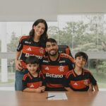 Lucas Paqueta zdieľal dojemnú poctu svojej celoživotnej láske k Flamengu, keď zdieľal fotografie zo svojho návratu do klubu