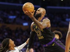 Luka Doncic a LeBron James vedú Lakers k víťazstvu nad Grizzlies Luka Doncic a LeBron James vedú Lakers k víťazstvu nad Grizzlies