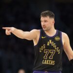 Luka Doncic bol vymenovaný za štartéra All-Star Game NBA, LeBron James čaká