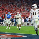 Mágia Carsona Becka vedie Miami Hurricanes k záverečnému zúčtovaniu univerzitného futbalu po thrilleri Fiesta Bowl