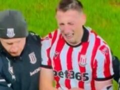 Majstrovský zápas bol zastavený, pretože hviezda dostala kyslík a na ihrisku plakala | Futbal | Šport Majstrovský zápas bol zastavený, pretože hviezda dostala kyslík a na ihrisku plakala | Futbal | Šport