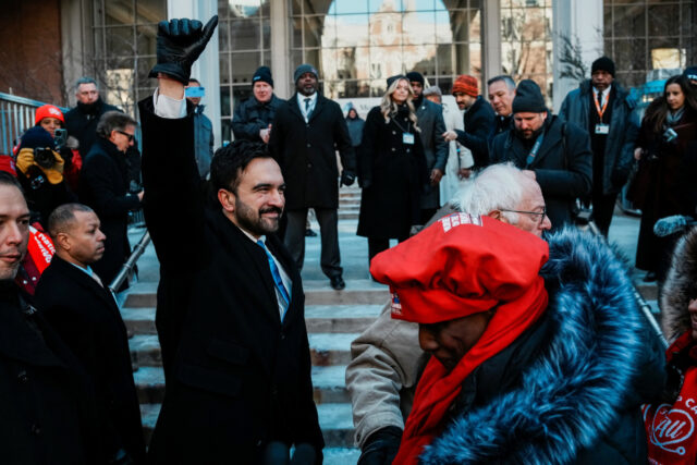 Mamdani obhajuje Mahmúda Chalíla na príkaz deportácie
