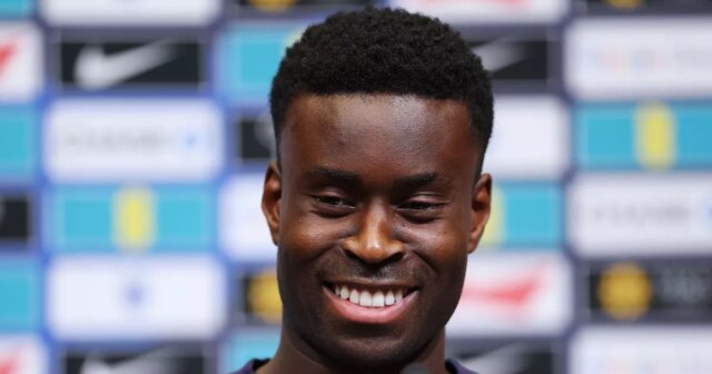 Manchester City dokončil podpis Marca Guehiho z Crystal Palace