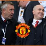 Ole Gunnar Solskjaer tlieskal fanúšikom Man United po zápase v roku 2021