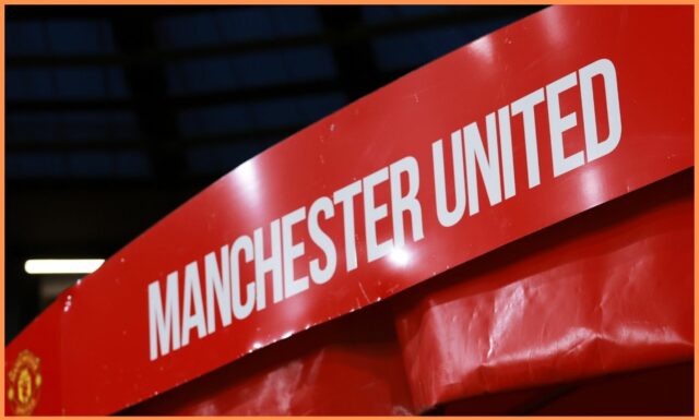 Man United podporuje Michaela Carricka na manažérskej pozícii Man United podporuje Michaela Carricka na manažérskej pozícii