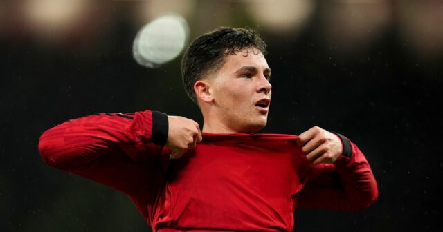 Manchester United dostal nový verdikt Shea Laceyho za červenú kartu