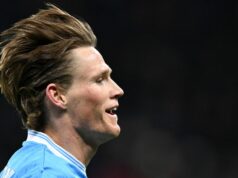 Man Utd opäť premeškal cieľ 41 miliónov libier, pretože „dosiahnutá dohoda“ posilnila Scotta McTominaya Škót mctominay z Napoli