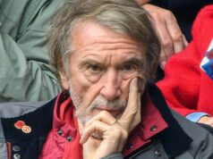 Man Utd označil za „trápne“ pre blížiacu sa dohodu Solskjaer, keď Neville chytil zatúlaných ľudí Man Utd označil za „trápne“ pre blížiacu sa dohodu Solskjaer, keď Neville chytil zatúlaných ľudí