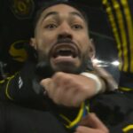 Man Utd porazil Arsenal zázračnými gólmi Cunha a Dorgu, keď Carrick prekabátil Artetu