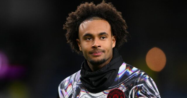 Joshua Zirkzee klesol na Old Trafforde