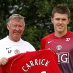 Man Utd povedal, aby sa prestal „klaňať“ Sirovi Alexovi Fergusonovi, pretože Michael Carrick „urobil málo, aby si zaslúžil“ prácu