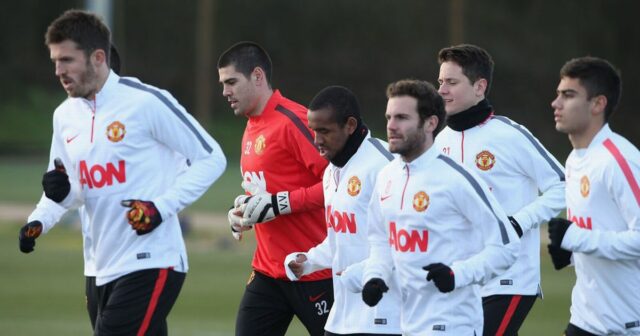 Victor Valdes prichádza ako striedajúci hráč