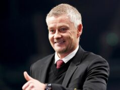 Manažér Man United ako Ole Gunnar Solskjaer prichádza k verdiktu o prestupe Bruna Fernandesa Ole Gunnar Solskjaer ukazuje palec hore