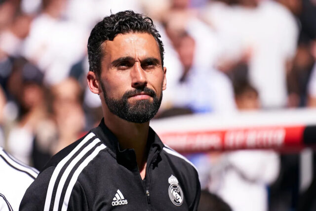 Manažér Realu Madrid Alvaro Arbeloa sa dištancuje od údajnej žiadosti Xabiho Alonsa
