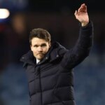 Manažér Rangers Danny Röhl je videný na plný úväzok počas zápasu William Hill Premiership medzi Rangers a Aberdeenom.