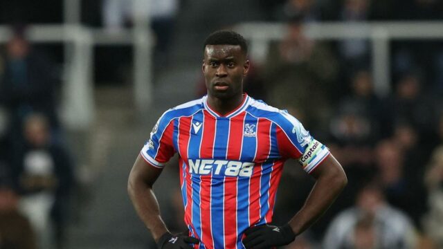 Manchester City súhlasil s podpisom obrancu Crystal Palace Guehiho
