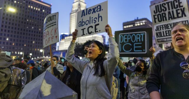 Medzinárodní lídri vyzývajú na bojkot zápasov Majstrovstiev sveta v USA Medzinárodní lídri vyzývajú na bojkot zápasov Majstrovstiev sveta v USA