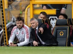 Michael Carrick podrobne opisuje telefonát Ole Gunnara Solskjaera po tom, čo ho porazil do práce v Man Utd Michael Carrick podrobne opisuje telefonát Ole Gunnara Solskjaera po tom, čo ho porazil do práce v Man Utd