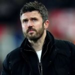 Michael Carrick prevzal funkciu dočasného hlavného trénera Manchestru United.
