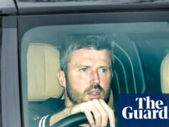 Michael Carrick zahŕňa Steva Hollanda a Woodgatea do tímu Manchester United|Manchester United Michael Carrick zahŕňa Steva Hollanda a Woodgatea do tímu Manchester United|Manchester United