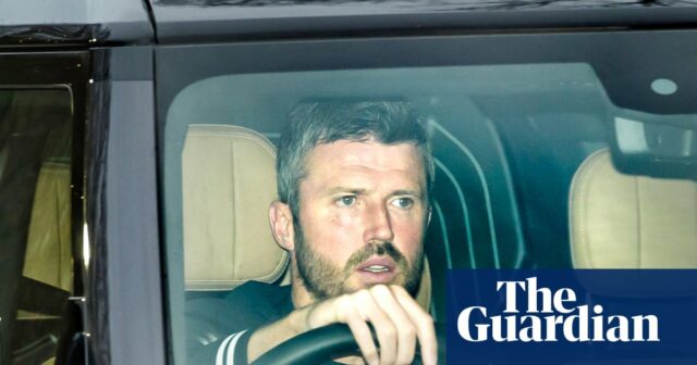 Michael Carrick zahŕňa Steva Hollanda a Woodgatea do tímu Manchester United|Manchester United 
