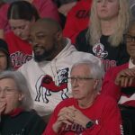 Kiya a Mike Tomlin sú vyobrazení vo výstroji v Georgii, keď Harley súťaží s LSU