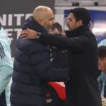 Enzo Maresca a Mikel Arteta sa objímajú