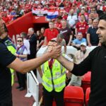 Arne Slot s Mikelom Artetom