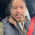 Moderátor Fox Sports Chris Broussard rozdelil sociálne médiá svojimi myšlienkami na politickú priepasť