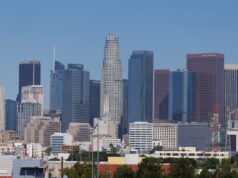 Muža zadržali po tom, čo viedol kamión počas protiiránskych protestov v Los Angeles | Správy o protestoch Muža zadržali po tom, čo viedol kamión počas protiiránskych protestov v Los Angeles | Správy o protestoch