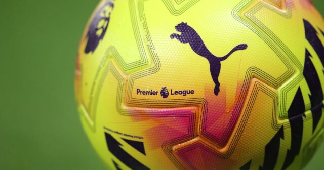 Rasmus Hojlund z Manchestru United oslavuje 