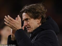 Návrat Thomasa Franka do Brentfordu sa končí jednotvárnou remízou 0:0, pričom Spurs chýba kľúčová oblasť, pretože včely sú lepšou stránkou bez bodnutia do chvosta, píše MATT BARLOW Spurs remizovali 0:0 s Brentfordom po štvrtkovom návrate Thomasa Franka do jeho bývalého klubu