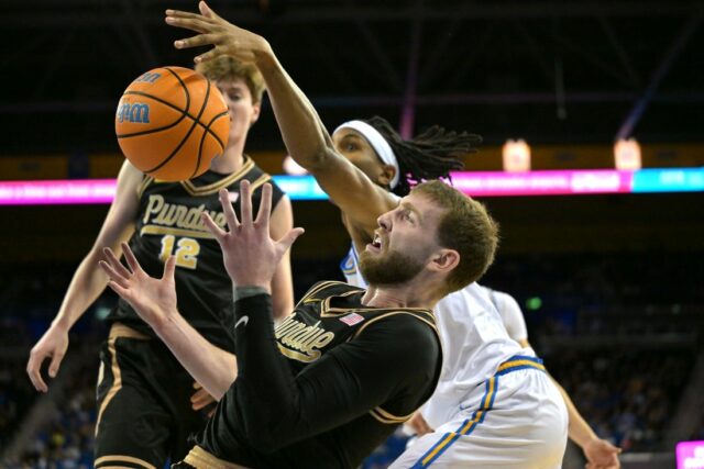 Basketbal NCAA: Purdue na UCLA