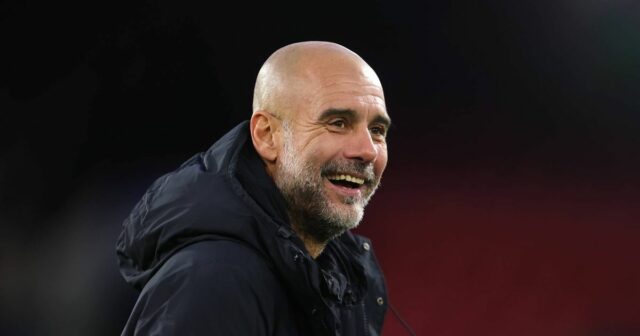 Pep Guardiola sa usmieva