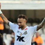 Neymar predĺžil zmluvu so Santosom do roku 2026 a očakáva návrat na majstrovstvá sveta