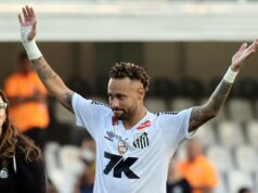 Neymar predĺžil zmluvu so Santosom do roku 2026 a očakáva návrat na majstrovstvá sveta Neymar predĺžil zmluvu so Santosom do roku 2026 a očakáva návrat na majstrovstvá sveta