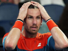 Norrie prehral so Zverevom a ukončil tak britské singlové nádeje Julian Cash a Lloyd Glasspool diskutujú o taktike počas zápasu druhého kola Australian Open