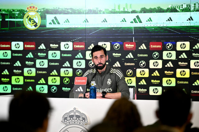 🗣️ Nový šéf Realu diskutuje o egách a očakávaniach s 🗣️ Nový šéf Realu diskutuje o egách a očakávaniach s Vini JR