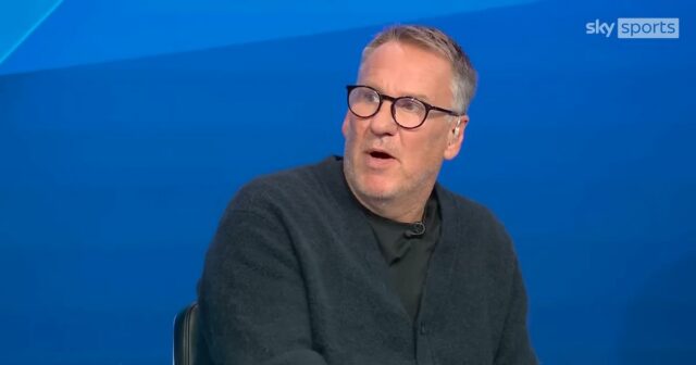 Manažér Arsenalu Mikel Arteta a hráči tlieskajú fanúšikom