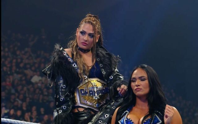 Obrovský návrat na SmackDown, keď Giulia prehrala hlavný zápas dva týždne po zisku amerického titulu
